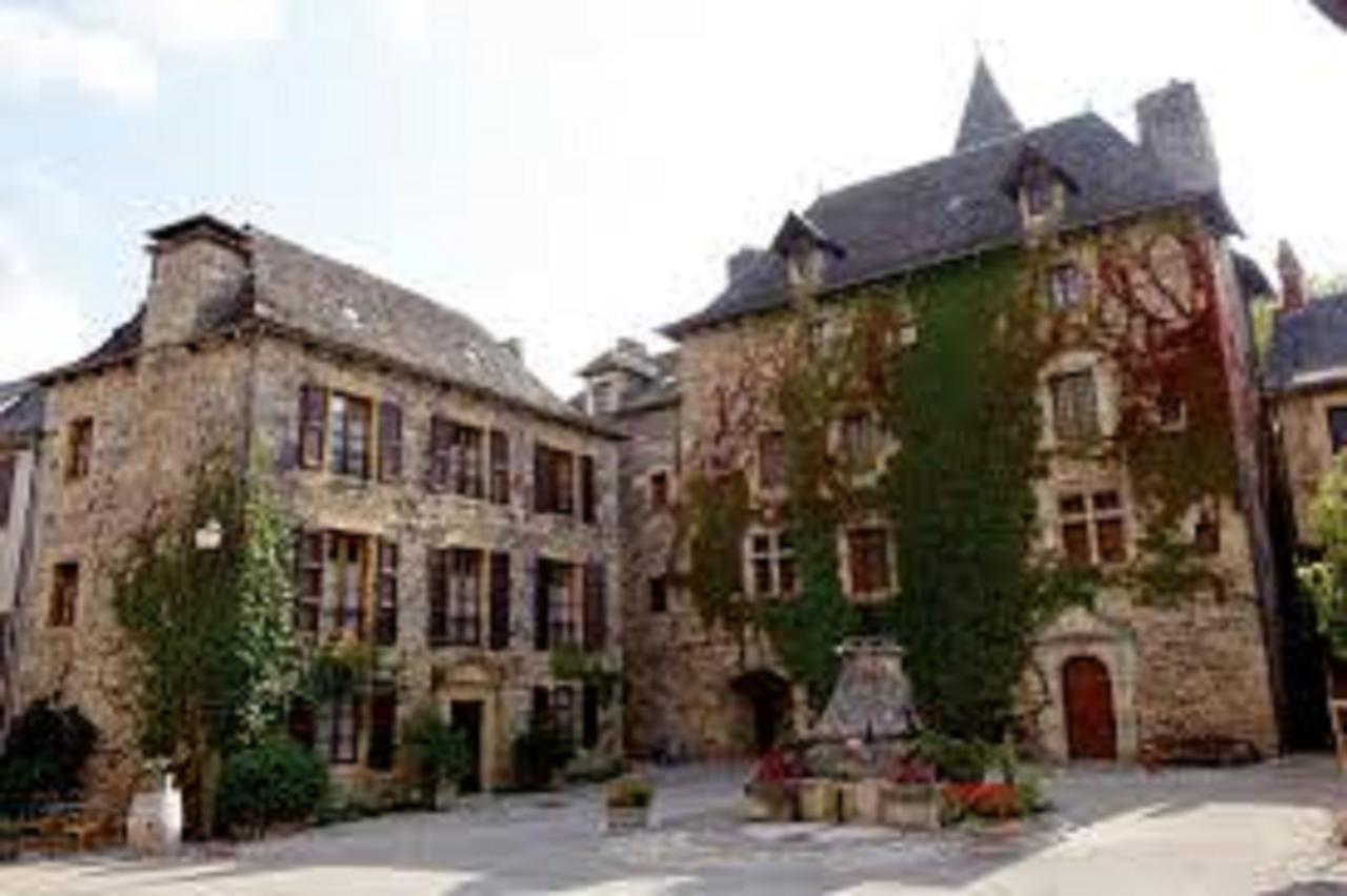 Hotel Bouloc Gabriac  外观 照片